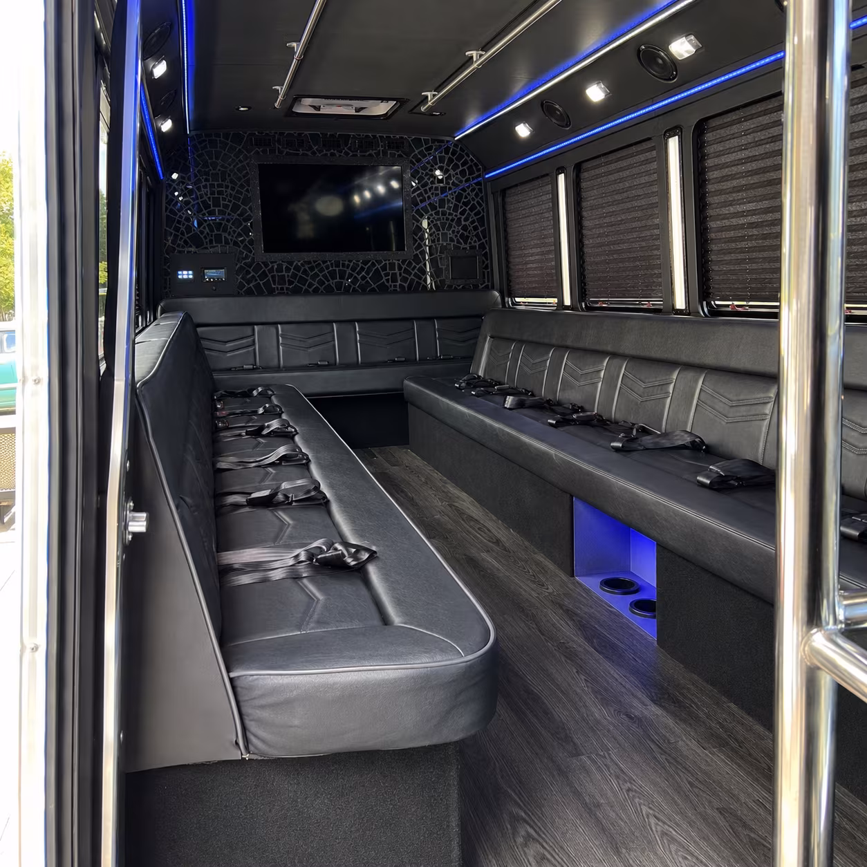 Shelby Township Homecoming & Prom Party Bus Rentals