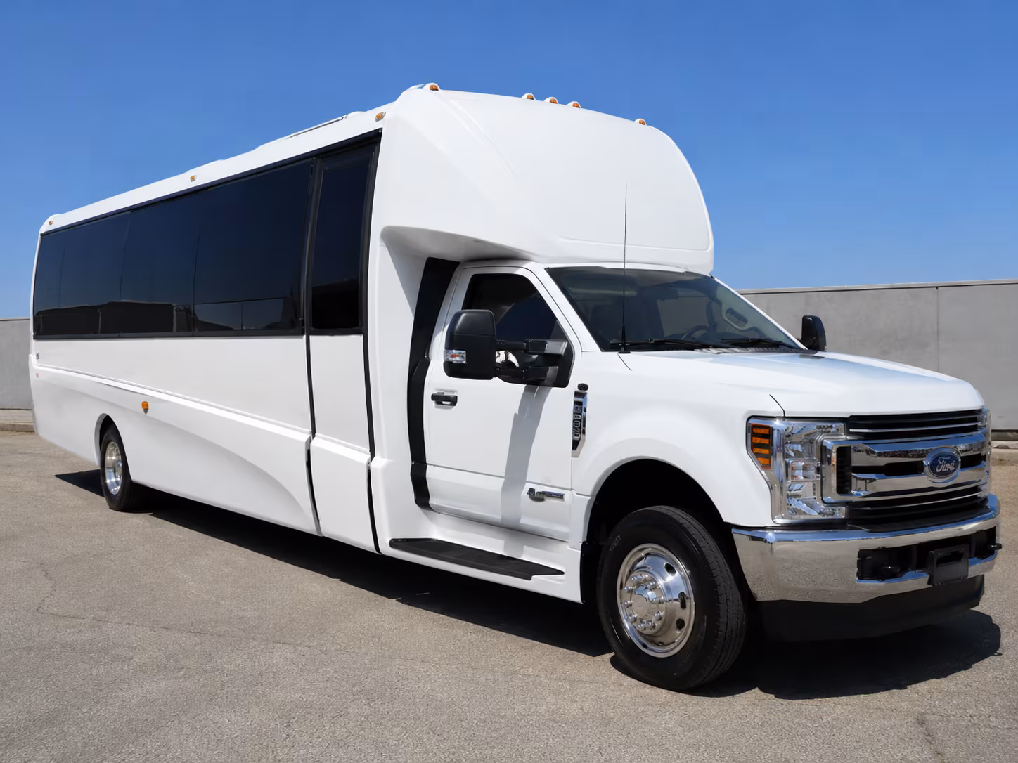 St. Clair Shores Corporate Event Transportation