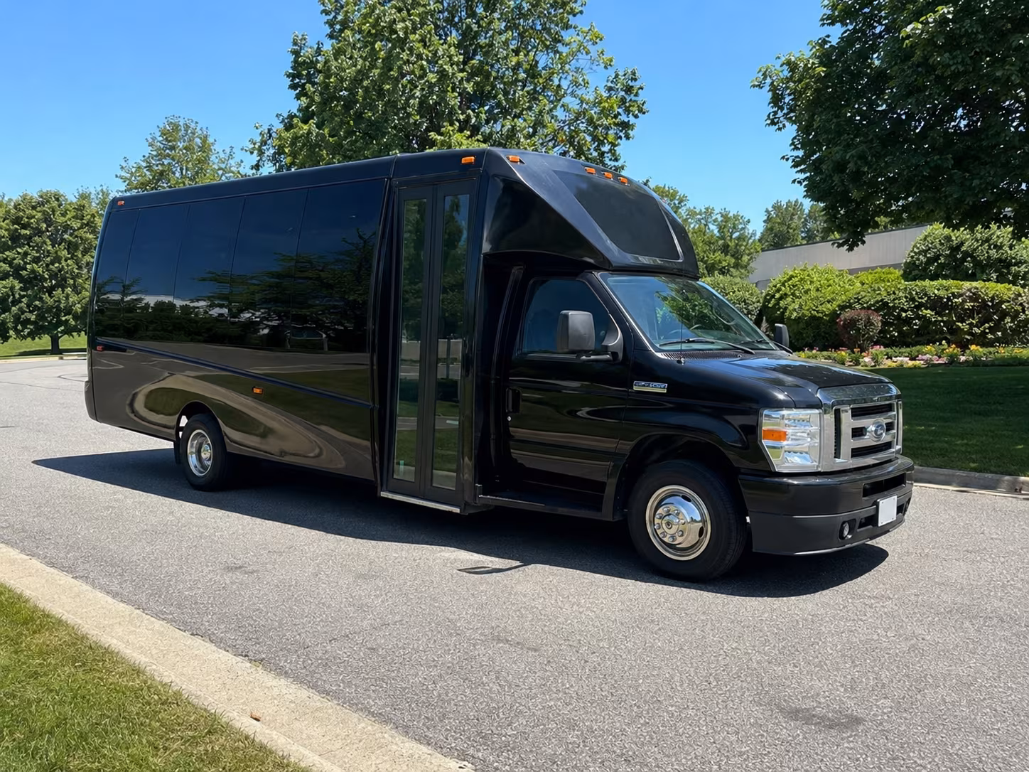 Sterling Heights Bachelor & Bachelorette Transportation party bus exterior