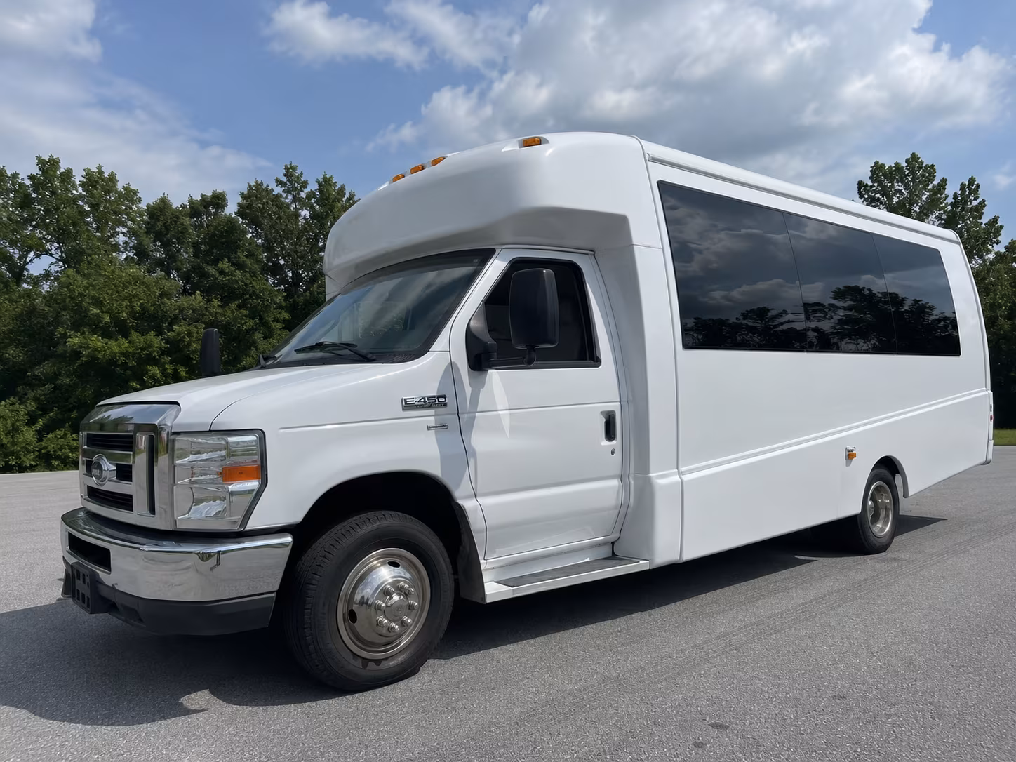 Sterling Heights Sporting Event Transportation group transportation