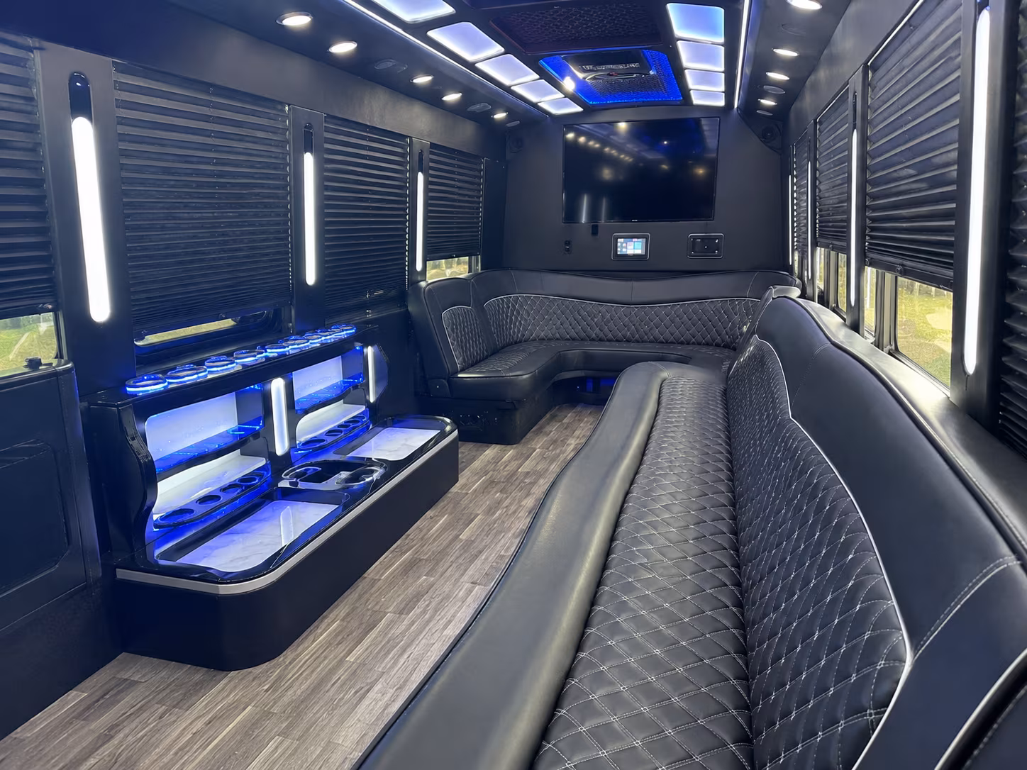 Sterling Heights Winery Tour & Pub Crawl Transportation party bus exterior
